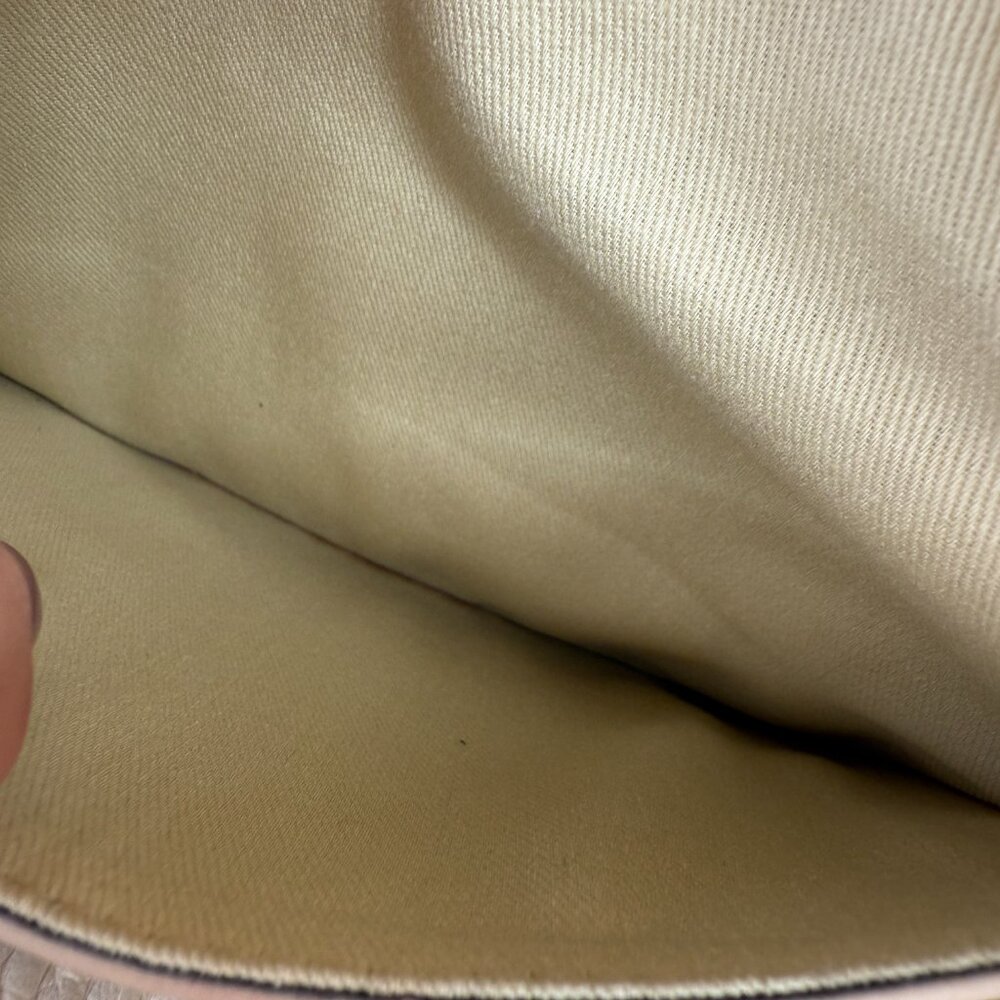 The Horse Daisy Pebble Leather Shoulder Bag Oat - Picture 5 of 12